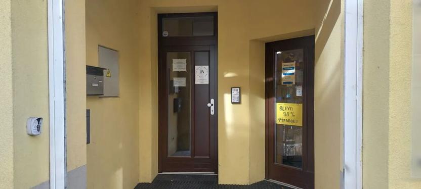 Pronájem obchodního prostoru, Uherské Hradiště, Poštovní, 80 m2