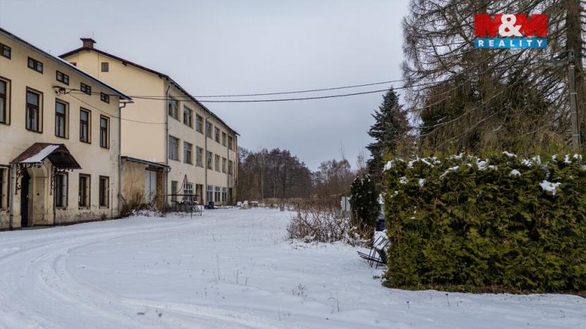 Prodej komerční nemovitosti, Krásná Lípa - Zahrady, 1605 m2