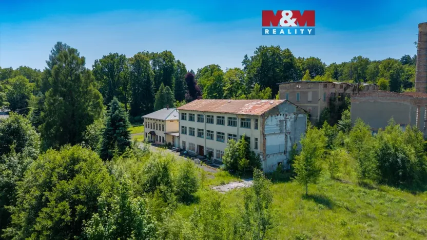 Prodej komerční nemovitosti, Krásná Lípa - Zahrady, 1605 m2