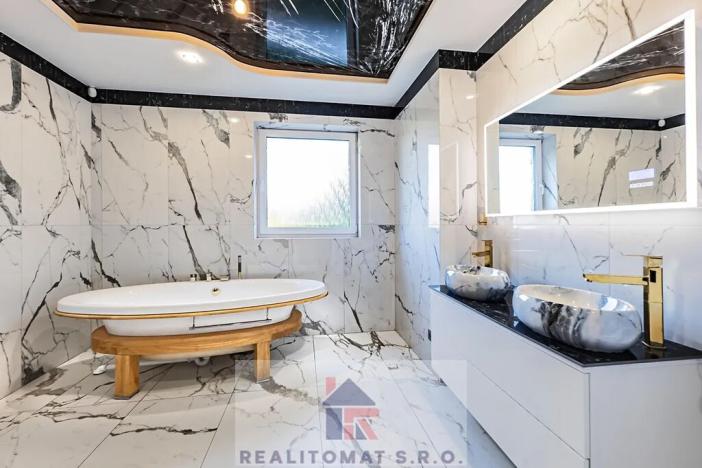 Prodej rodinného domu, Praha - Komořany, Pod lesem, 175 m2