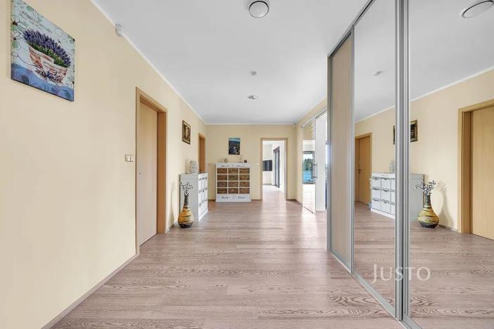 Prodej vily, Stará Huť, 188 m2