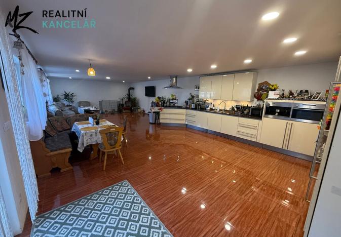 Pronájem rodinného domu, Zborovice, Lesní, 345 m2