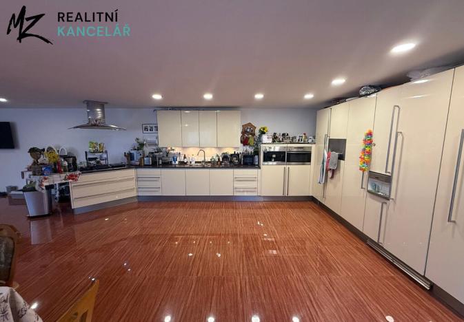 Pronájem rodinného domu, Zborovice, Lesní, 345 m2