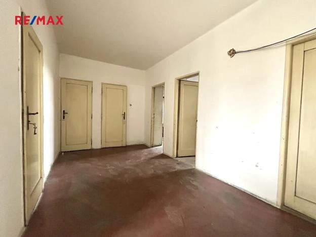 Prodej činžovního domu, Slaný, Navrátilova, 450 m2