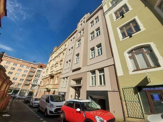 Prodej obchodního prostoru, Praha - Vinohrady, U tržnice, 36 m2