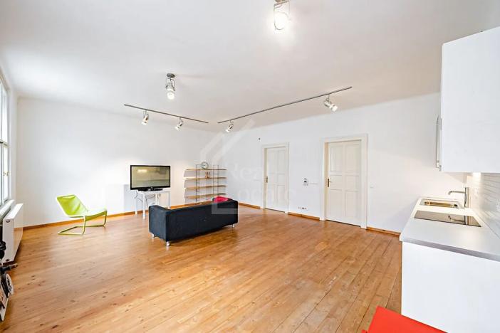 Pronájem bytu 2+kk, Praha - Bubeneč, Jilemnického, 70 m2