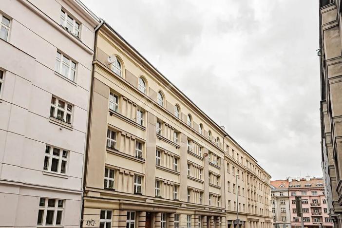 Pronájem bytu 2+kk, Praha - Bubeneč, Jilemnického, 70 m2