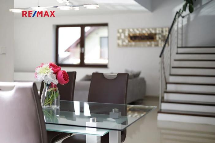 Prodej rodinného domu, Říčany, Tulipánová, 260 m2