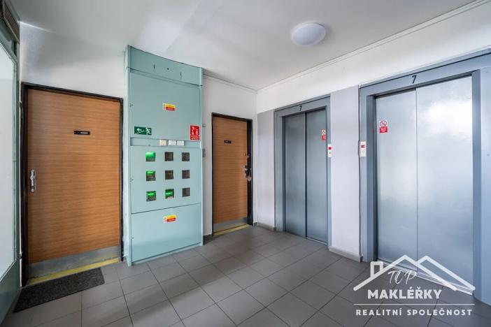 Prodej bytu 2+1, Kolín, Čechovy sady, 62 m2