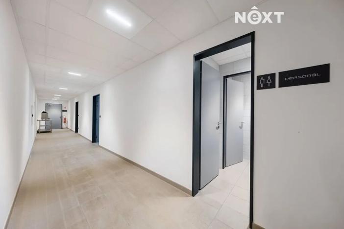 Pronájem obchodního prostoru, Pardubice, Na Spravedlnosti, 110 m2