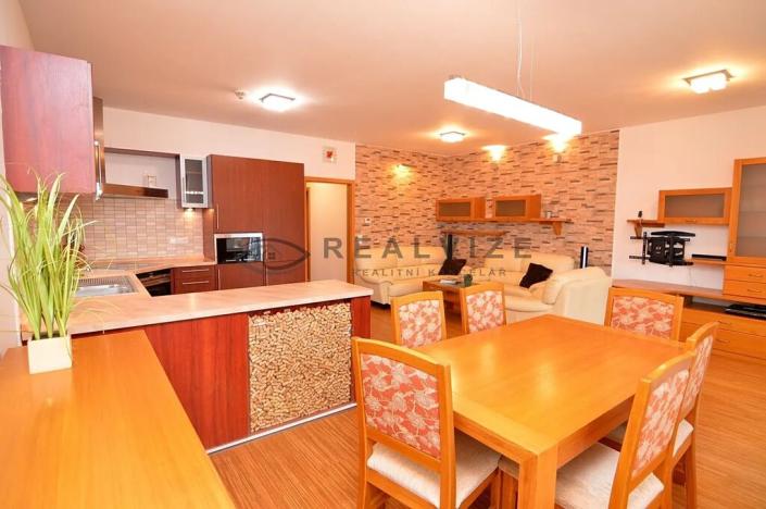 Pronájem bytu 3+kk, České Budějovice, Pasovská, 84 m2