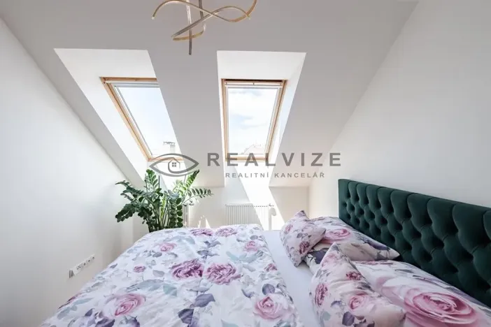 Pronájem bytu 3+kk, Hluboká nad Vltavou, Masarykova, 86 m2