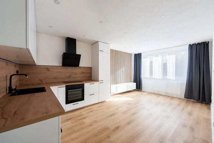 Pronájem bytu 2+kk, Praha - Zličín, Nedašovská, 40 m2