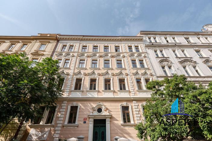 Pronájem bytu 1+kk, Praha - Bubeneč, Keramická, 25 m2