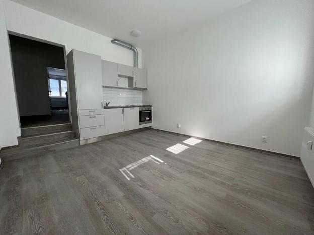 Prodej bytu 1+kk, Brno, Bratislavská, 32 m2