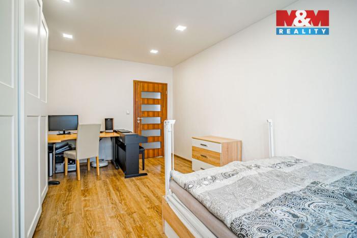 Prodej bytu 3+1, Orlová - Lutyně, Kpt. Jaroše, 72 m2