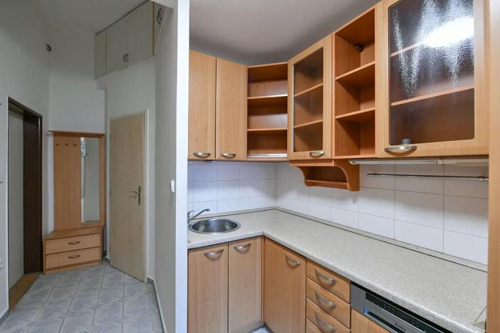 Pronájem bytu 3+kk, Praha - Žižkov, Lupáčova, 57 m2