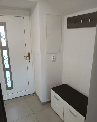 Pronájem bytu 3+1, Přešťovice, 76 m2