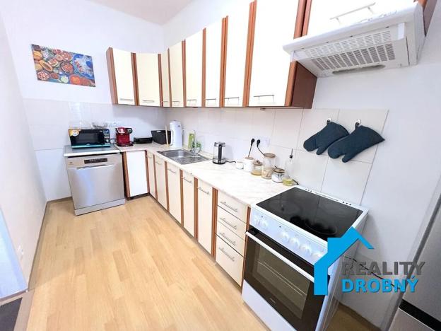 Pronájem bytu 4+1, Děčín, Revoluční nám., 103 m2