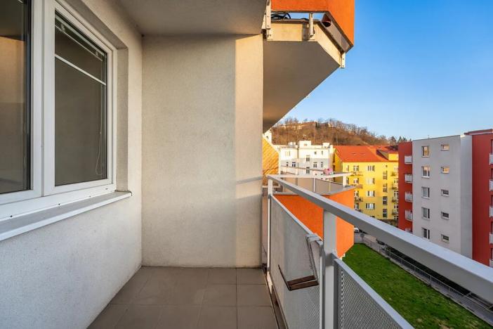 Pronájem bytu 2+kk, Brno, Trýbova, 58 m2