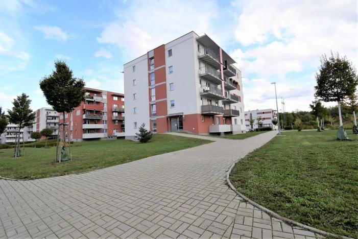 Pronájem bytu 2+kk, Praha - Háje, Loosova, 50 m2