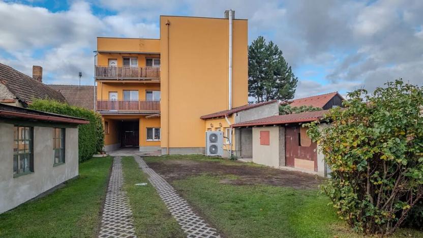 Prodej činžovního domu, Sadská, Husova, 306 m2