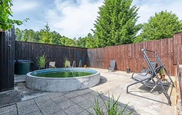 Prodej bytu 3+1, Trhové Sviny, 72 m2