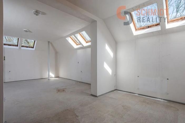 Prodej obchodního prostoru, Břeclav, Celnice-středisko služeb, 529 m2