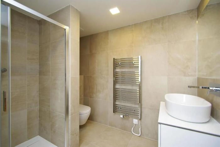 Pronájem atypického bytu, Praha - Nové Město, Bolzanova, 199 m2