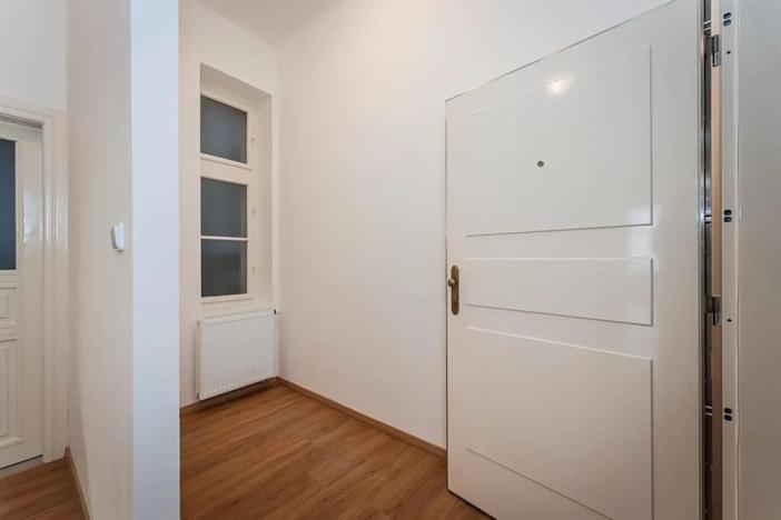 Pronájem bytu 2+kk, Praha - Nové Město, Lípová, 41 m2