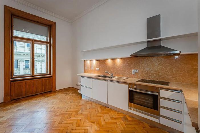 Pronájem bytu 5+1, Praha - Vinohrady, Ibsenova, 173 m2