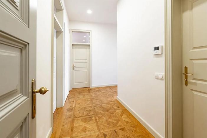 Pronájem bytu 3+1, Praha - Nové Město, Bolzanova, 93 m2