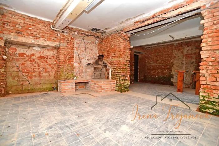 Prodej vícegeneračního domu, Lštění, Míru, 480 m2