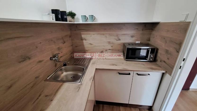 Pronájem bytu 3+1, Zlín, Osvoboditelů, 80 m2