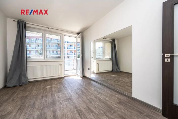 Prodej bytu 2+1, Praha - Černý Most, náměstí Plukovníka Vlčka, 83 m2