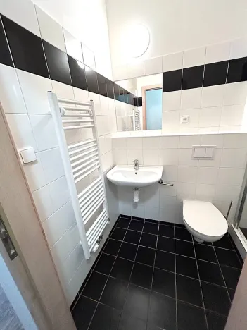 Pronájem bytu 1+kk, Praha - Smíchov, Křížová, 24 m2