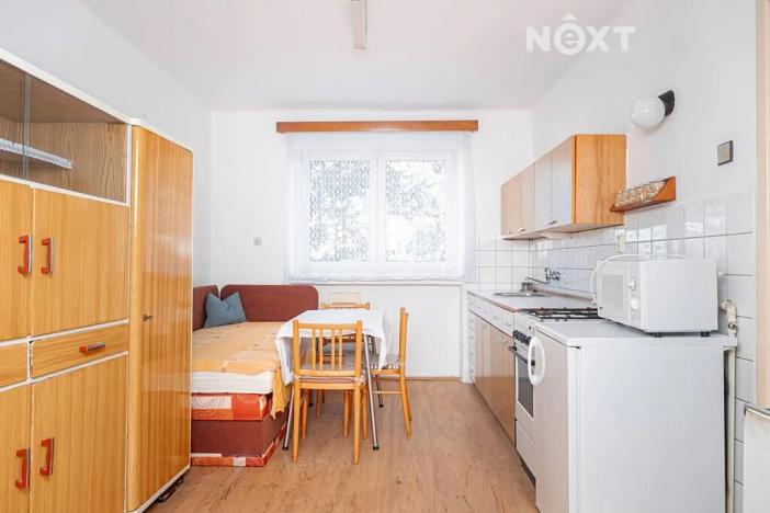 Prodej bytu 2+1, Chvaletice, Dukelská, 52 m2