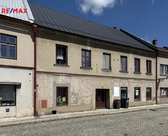 Prodej rodinného domu, Králíky, Valdštejnova, 400 m2