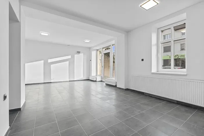 Pronájem obchodního prostoru, Zlín, Kvítková, 74 m2