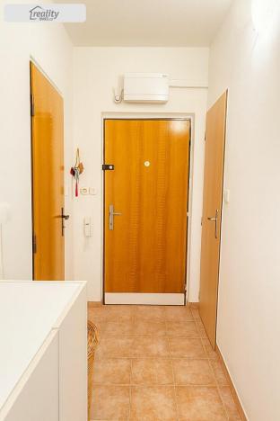 Prodej bytu 2+1, Chrudim - Chrudim III, Škroupova, 64 m2