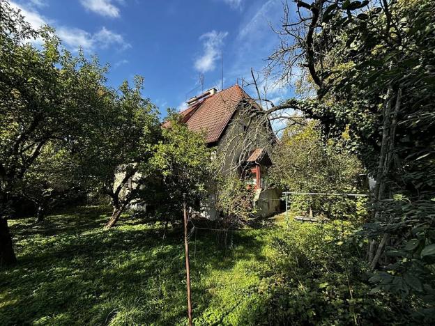 Prodej rodinného domu, Praha - Hrdlořezy, Mezitraťová, 200 m2