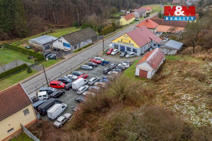 Prodej obchodního prostoru, Šarovy, 400 m2