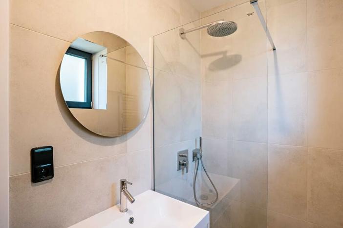 Prodej rodinného domu, Dolní Břežany, U Lesa, 150 m2