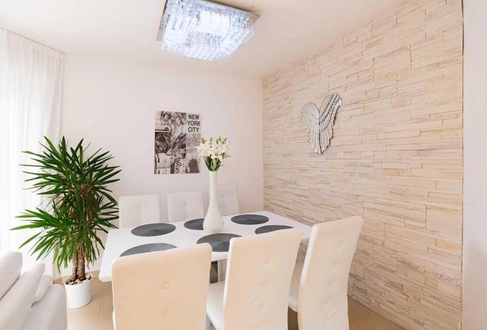 Prodej rodinného domu, Ondřejov, Slunečná, 200 m2