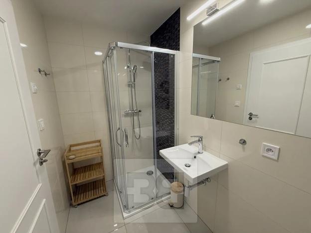 Pronájem bytu 2+kk, Praha - Vinohrady, Varšavská, 48 m2