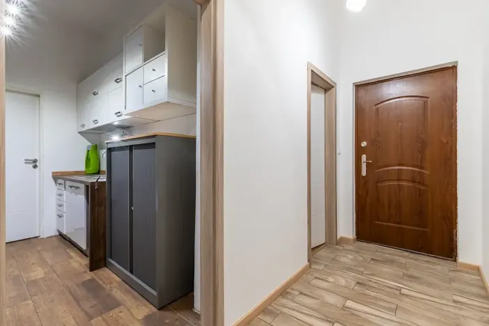 Prodej kanceláře, Praha - Hostivař, Hostivařská, 153 m2