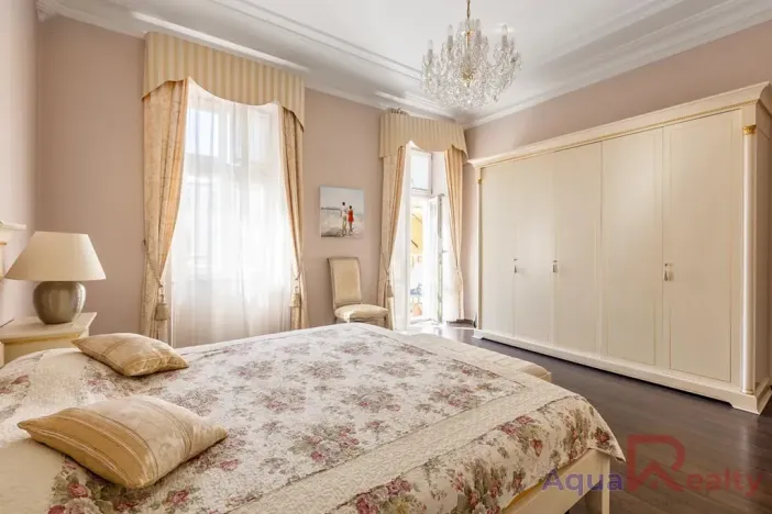 Pronájem bytu 4+kk, Karlovy Vary, Zeyerova, 124 m2