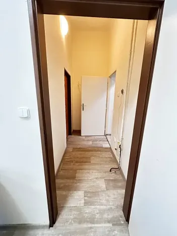 Pronájem obchodního prostoru, Nový Jičín, Gen. Hlaďo, 16 m2