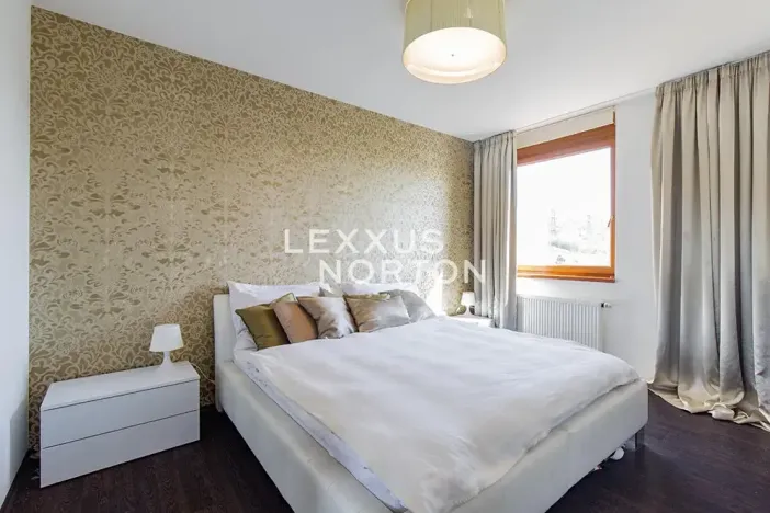 Pronájem bytu 2+kk, Praha - Smíchov, Na Císařce, 58 m2