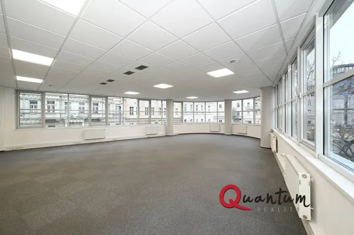 Pronájem kanceláře, Praha - Vinohrady, Šafaříkova, 131 m2